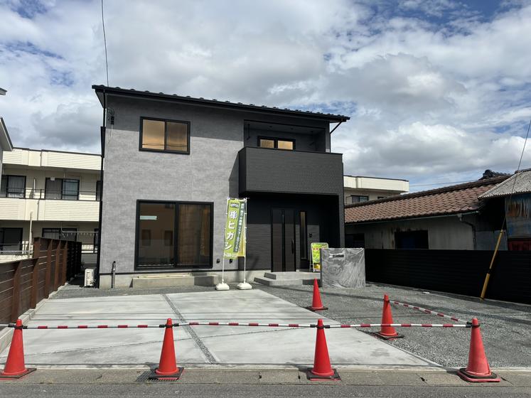 企画販売住宅（建売住宅2棟）のイメージ3