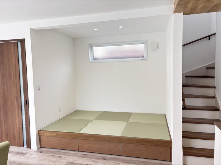 土地+建物（3LDK)+外構工事及び付帯設備含む総額￥3,678万円
立地条件：土地成型が良く駐車がスムーズな配置計画で日当たり良好な閑静な住宅地
建物のポイント：新築建売住宅　長期優良住宅認定・耐震性能は国内最高等級の3取得
住宅省エネ2025子育てグリーン住宅支援事業　長期優良住宅80万円補助金受給対象住宅のイメージ7