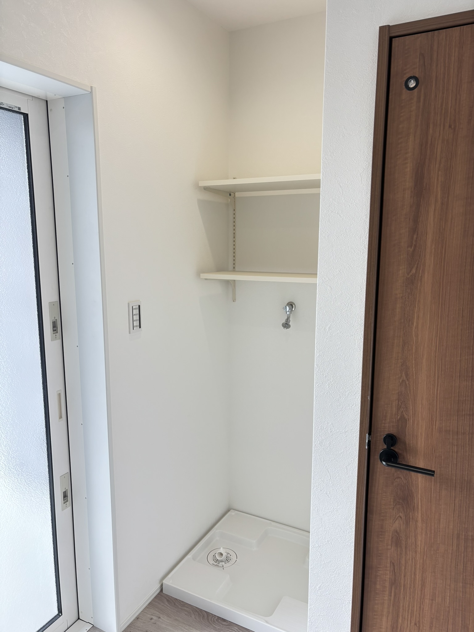 土地+建物（3LDK)+外構工事及び付帯設備含む総額￥3,678万円
立地条件：土地成型が良く駐車がスムーズな配置計画で日当たり良好な閑静な住宅地
建物のポイント：新築建売住宅　長期優良住宅認定・耐震性能は国内最高等級の3取得
住宅省エネ2025子育てグリーン住宅支援事業　長期優良住宅80万円補助金受給対象住宅イメージ16