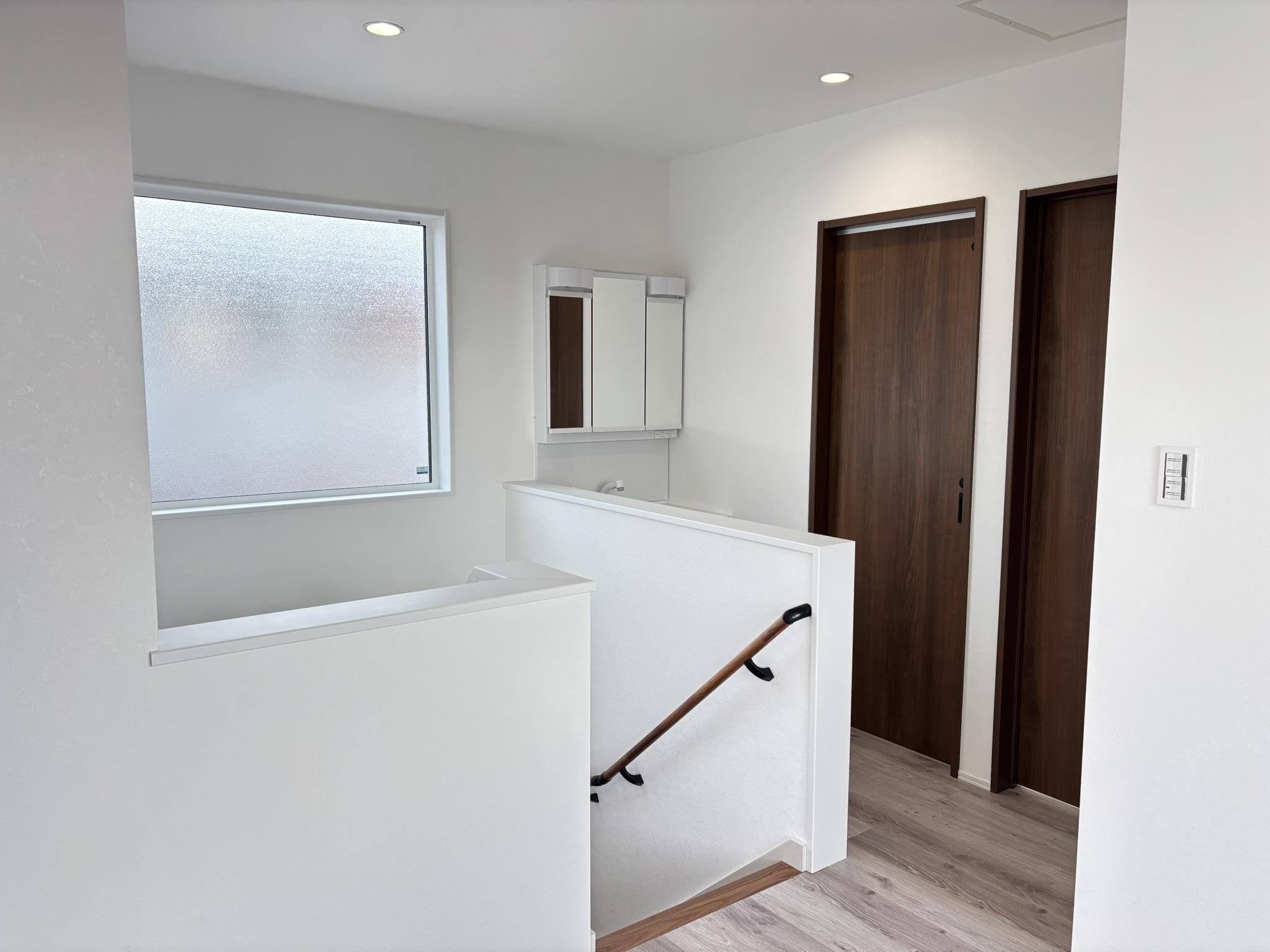 土地+建物（3LDK)+外構工事及び付帯設備含む総額￥3,678万円
立地条件：土地成型が良く駐車がスムーズな配置計画で日当たり良好な閑静な住宅地
建物のポイント：新築建売住宅　長期優良住宅認定・耐震性能は国内最高等級の3取得
住宅省エネ2025子育てグリーン住宅支援事業　長期優良住宅80万円補助金受給対象住宅イメージ18