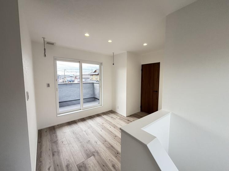 土地+建物（3LDK)+外構工事及び付帯設備含む総額￥3,678万円
立地条件：土地成型が良く駐車がスムーズな配置計画で日当たり良好な閑静な住宅地
建物のポイント：新築建売住宅　長期優良住宅認定・耐震性能は国内最高等級の3取得
住宅省エネ2025子育てグリーン住宅支援事業　長期優良住宅80万円補助金受給対象住宅のイメージ20